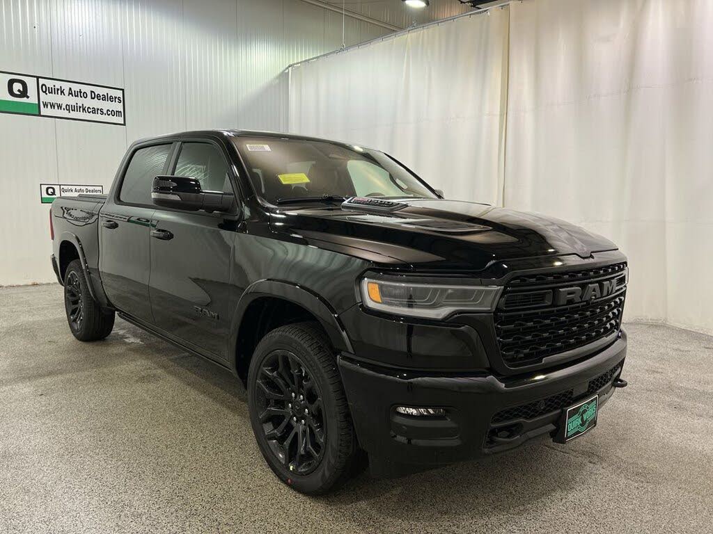 2026 RAM 1500 Limited Crew Cab 4WD