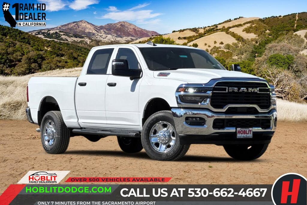 2026 RAM 2500 Tradesman Crew Cab 4WD