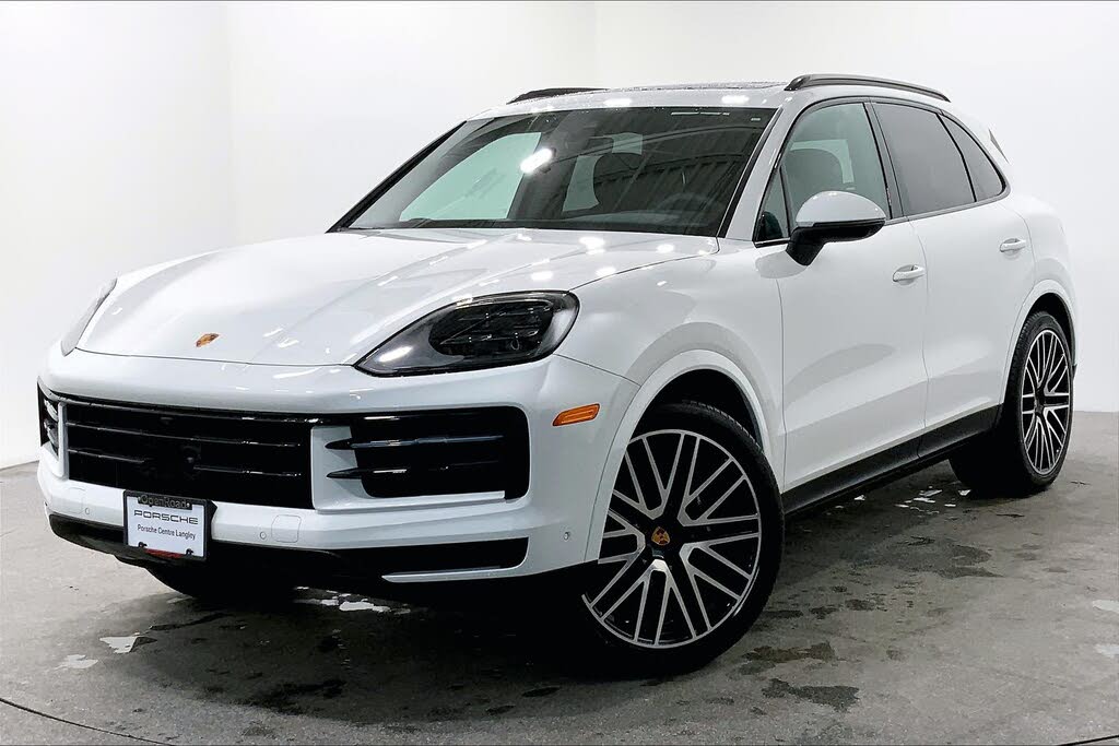2025 Porsche Cayenne AWD