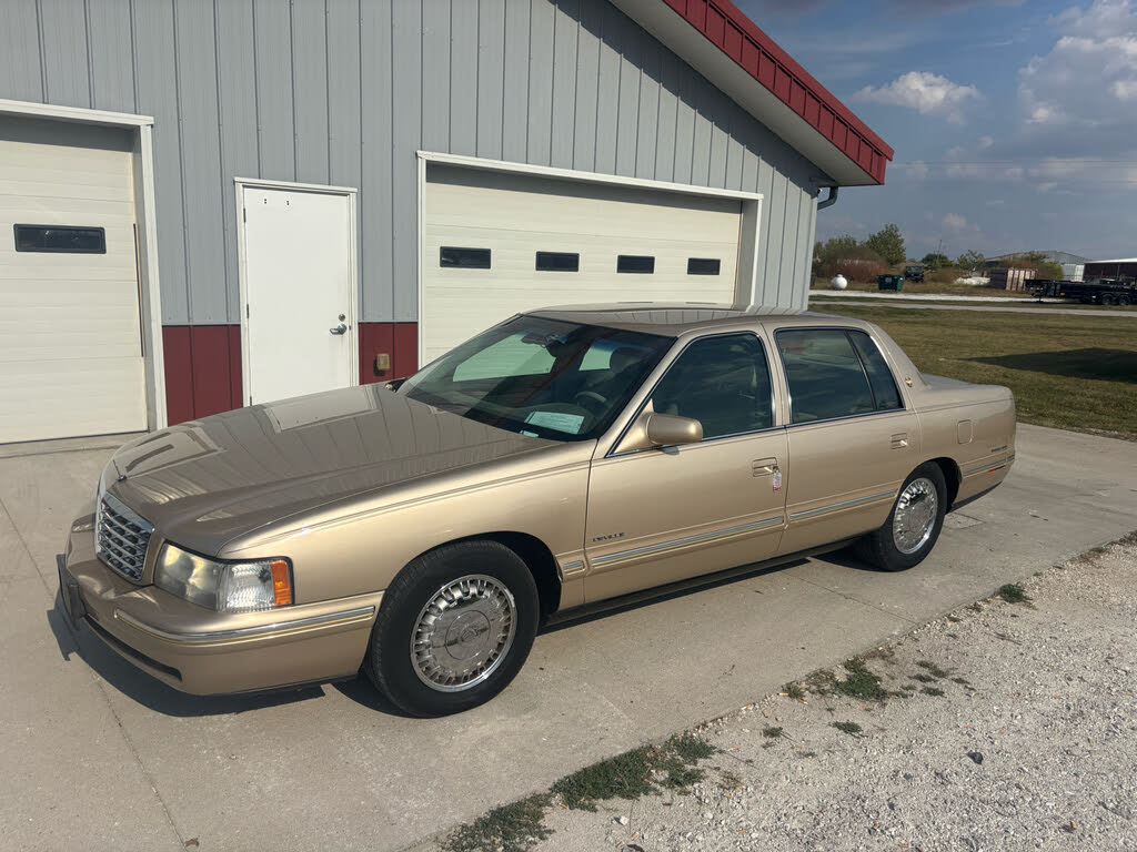 1998 Cadillac DeVille d'Elegance Sedan FWD