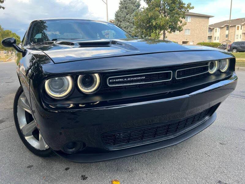 2018 Dodge Challenger SXT RWD