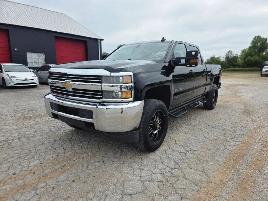 2015 Chevrolet Silverado 2500HD LT Crew Cab 4WD