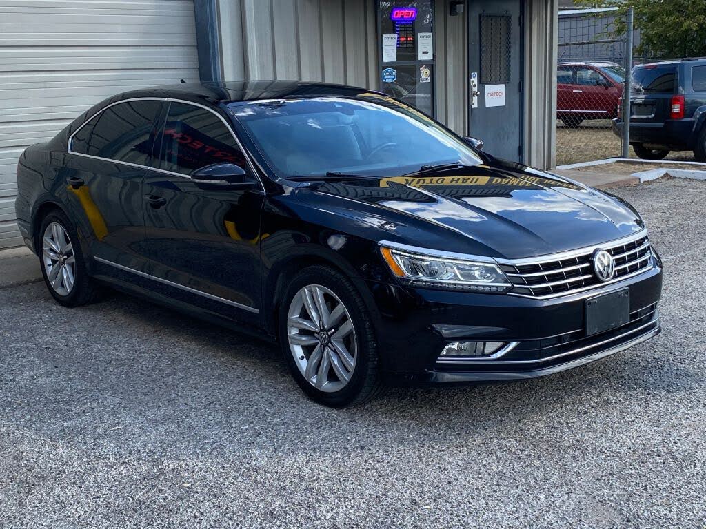 2017 Volkswagen Passat 1.8T SEL Premium