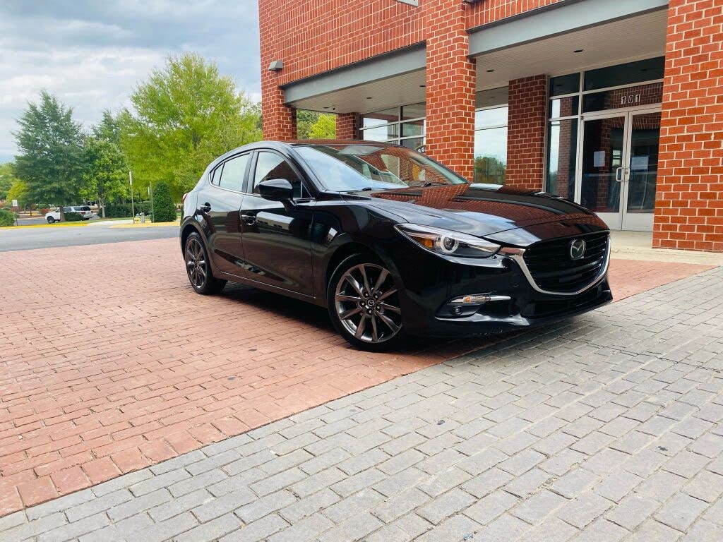 2018 Mazda MAZDA3 Grand Touring Hatchback