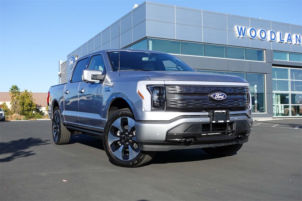 2025 Ford F-150 Lightning Platinum SuperCrew AWD