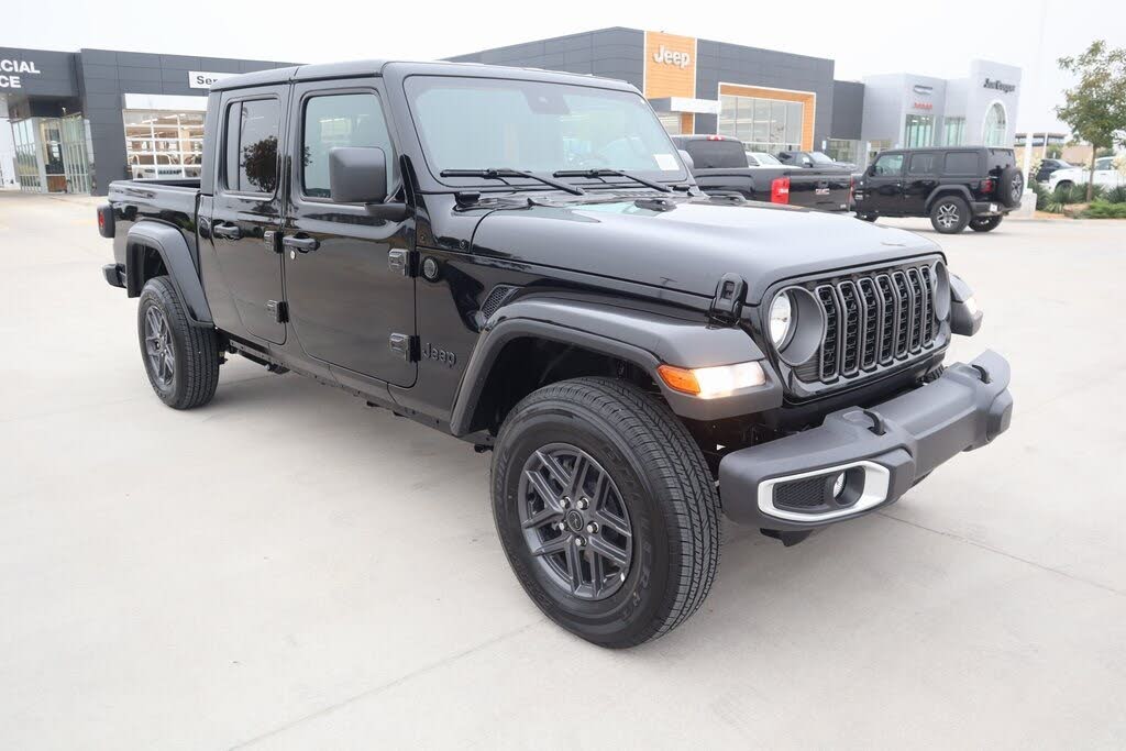 2025 Jeep Gladiator Sport S Crew Cab 4WD