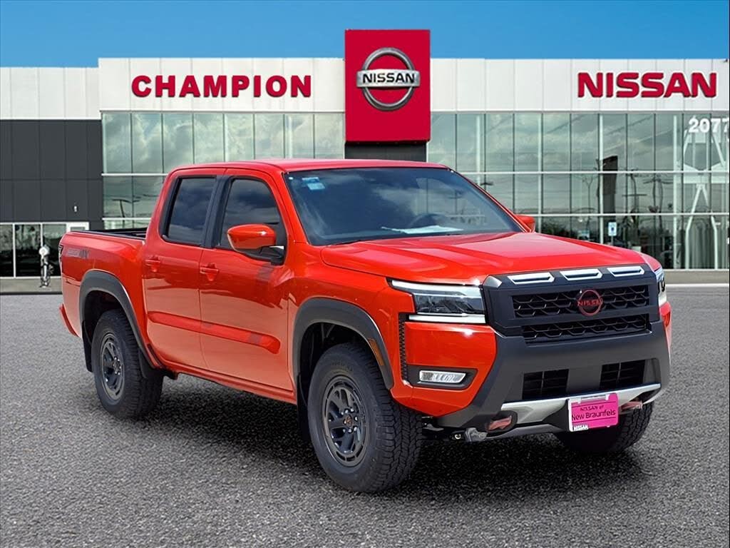 2025 Nissan Frontier PRO-4X Crew Cab 4WD