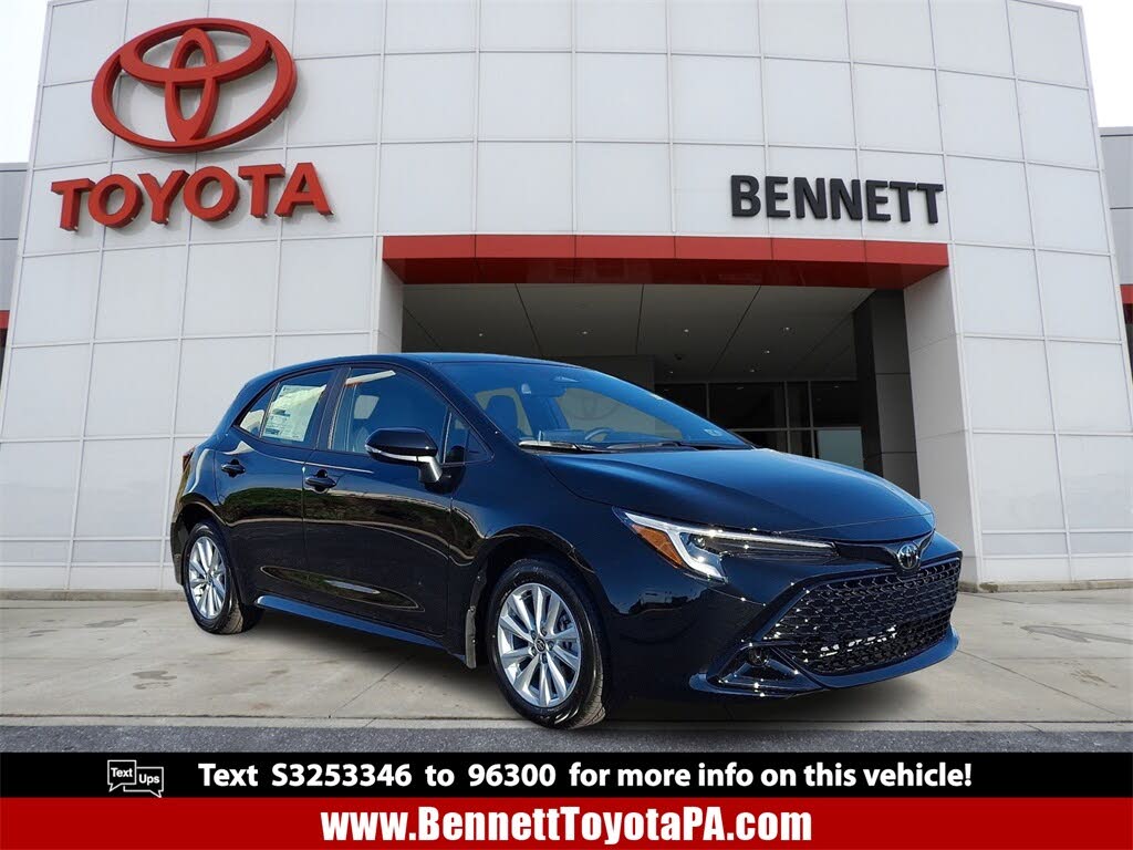 2025 Toyota Corolla Hatchback SE FWD