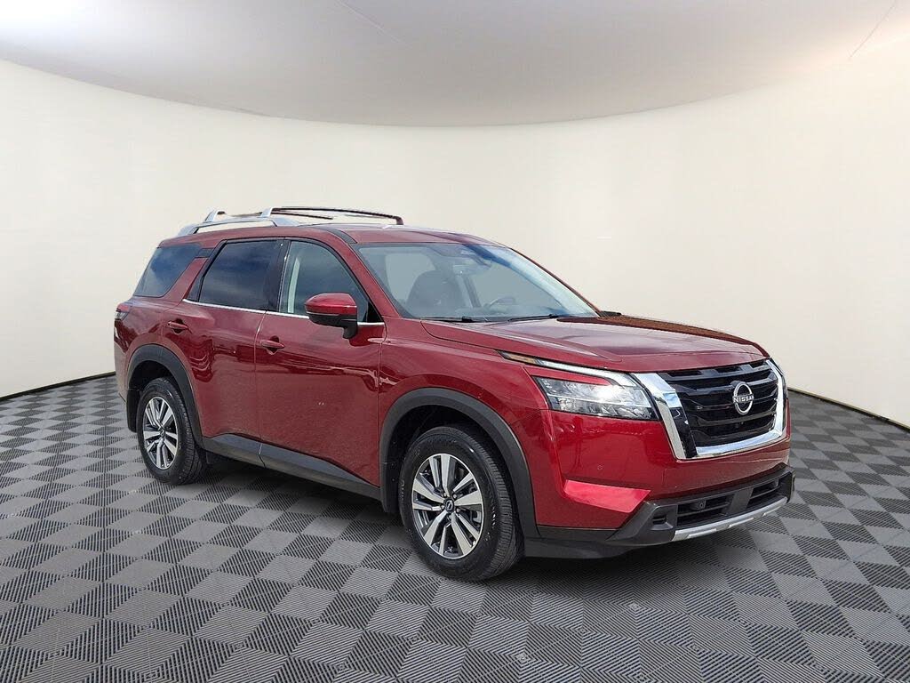 2024 Nissan Pathfinder SL 4WD