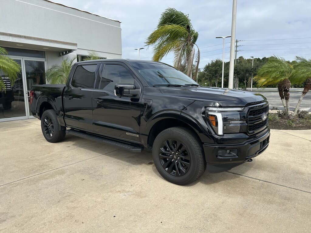 2025 Ford F-150 Lariat SuperCrew 4WD
