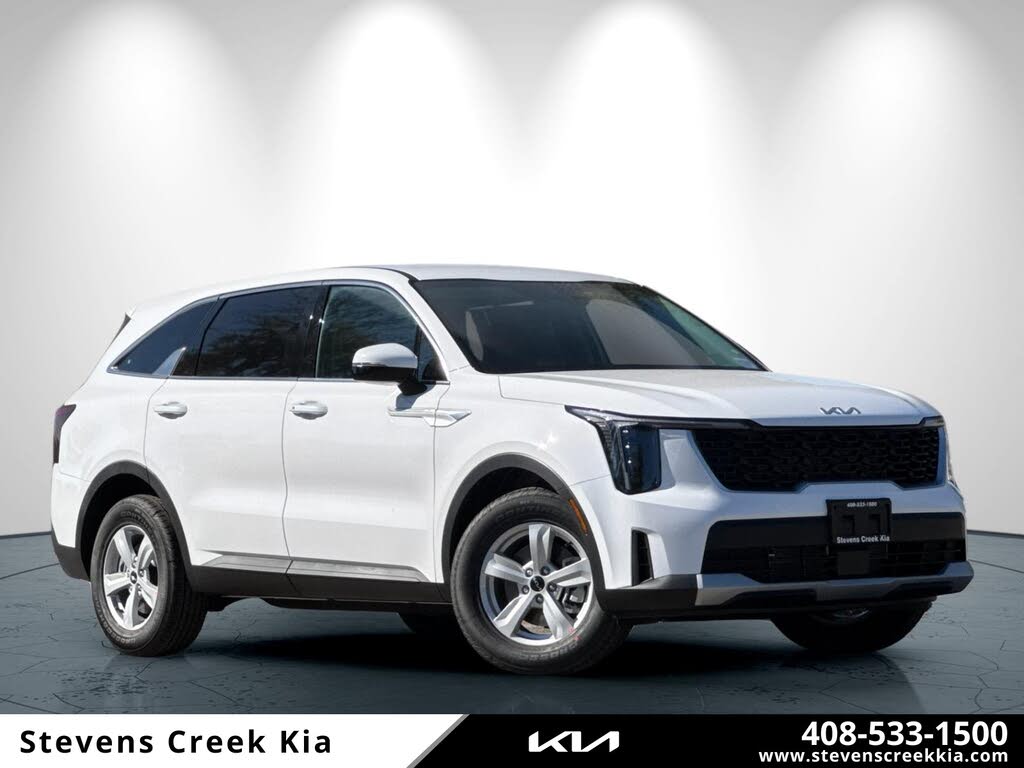 2026 Kia Sorento LX FWD