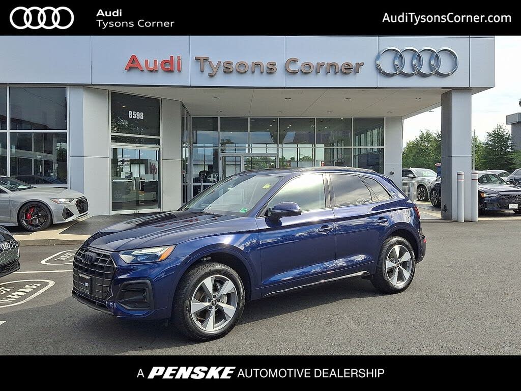 2025 Audi Q5 quattro Premium 40 TFSI