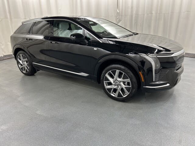 2025 Cadillac OPTIQ Luxury 2 AWD