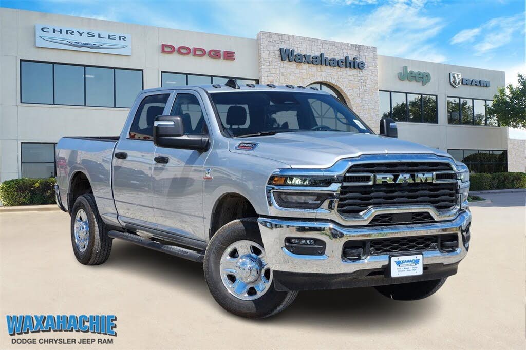2026 RAM 2500 Tradesman Crew Cab 4WD