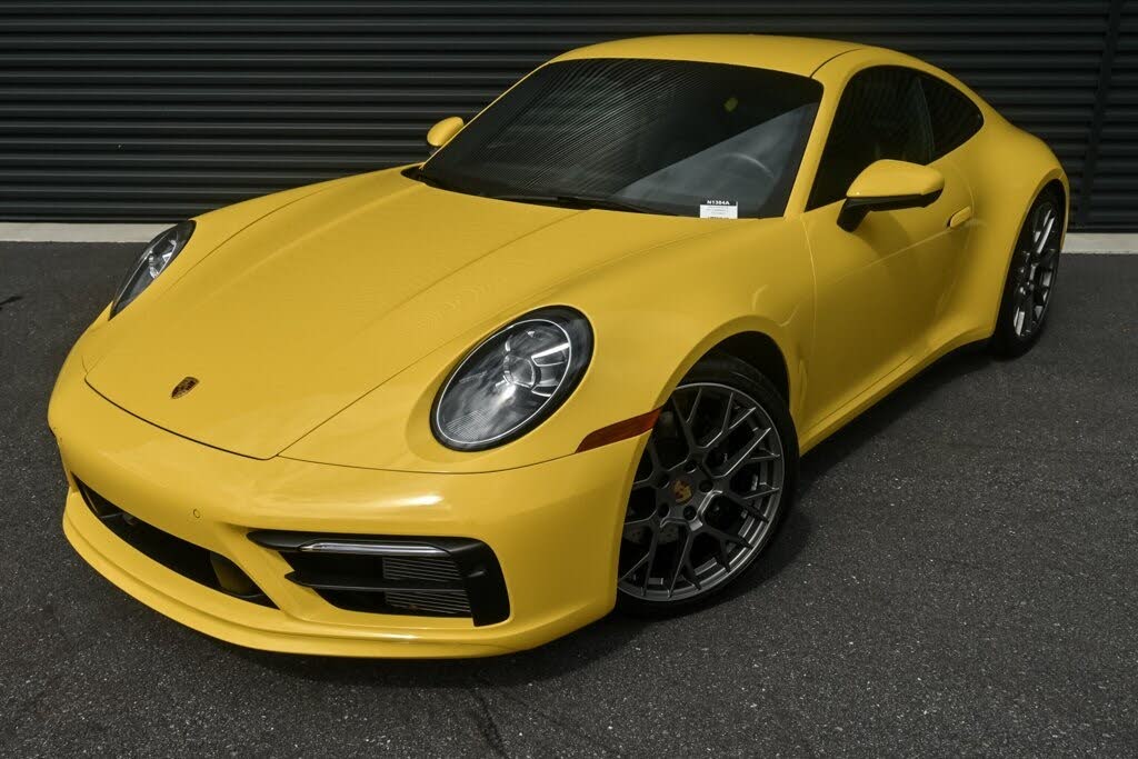 2024 Porsche 911 Carrera S Coupe RWD