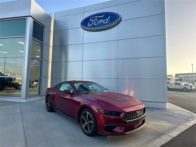 2025 Ford Mustang EcoBoost Fastback RWD
