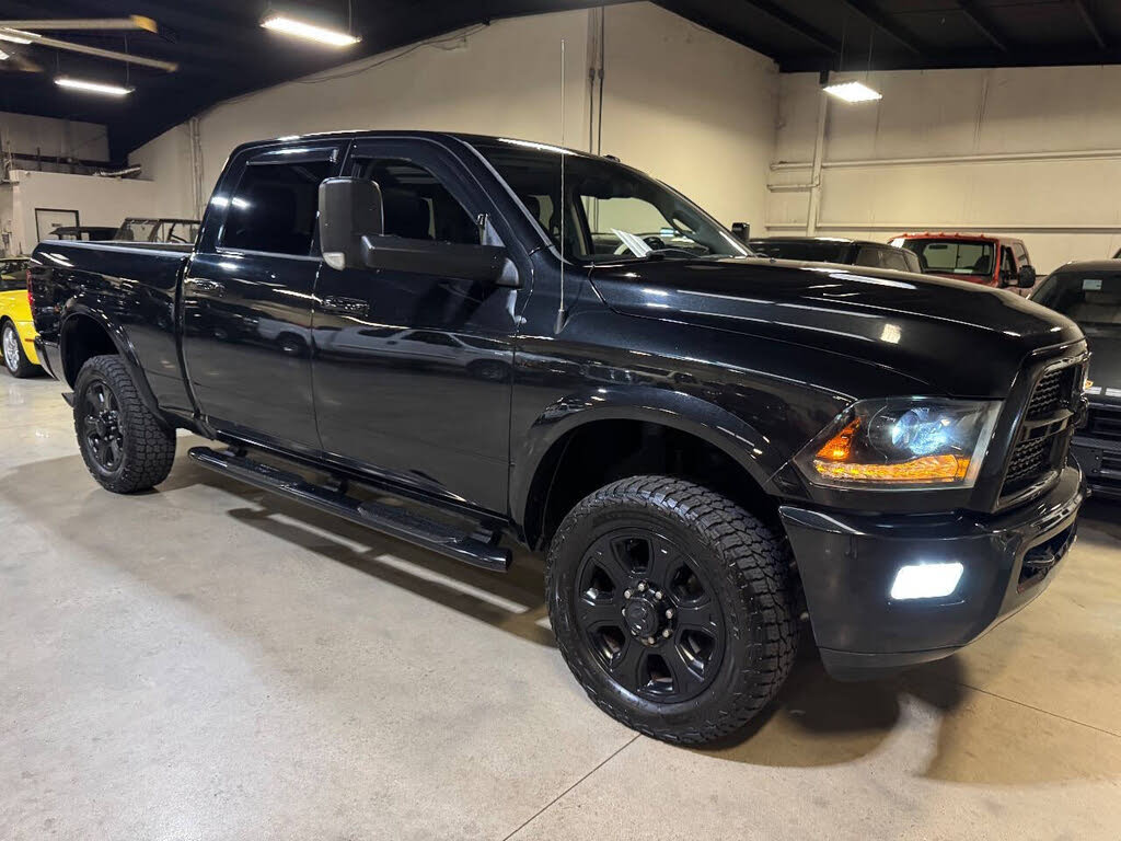 2015 RAM 3500 Laramie Crew Cab 4WD