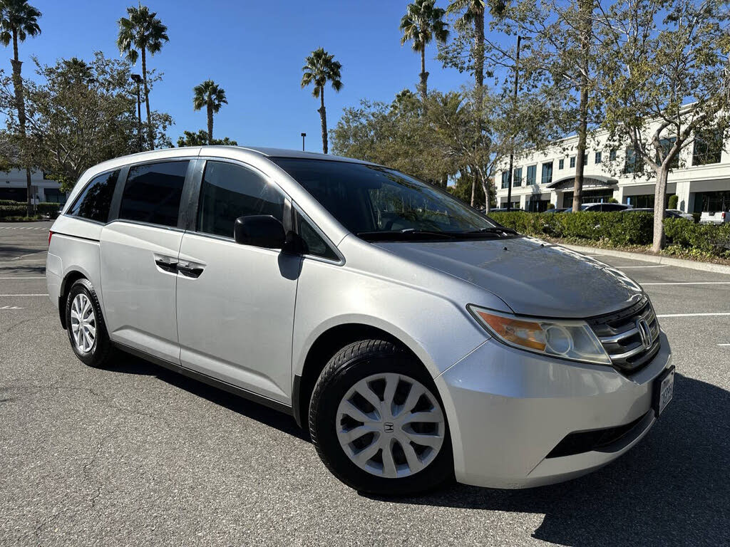 2013 Honda Odyssey LX FWD