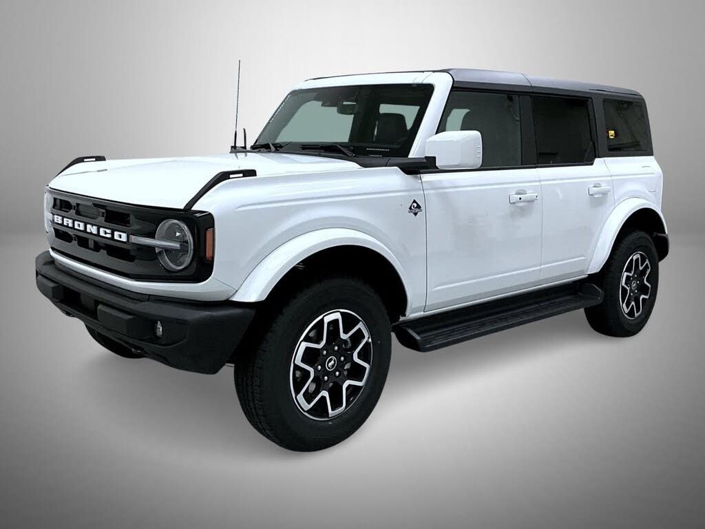 2025 Ford Bronco Outer Banks 4-Door 4WD