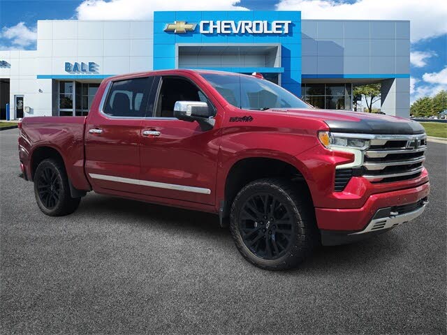 2023 Chevrolet Silverado 1500 High Country Crew Cab 4WD