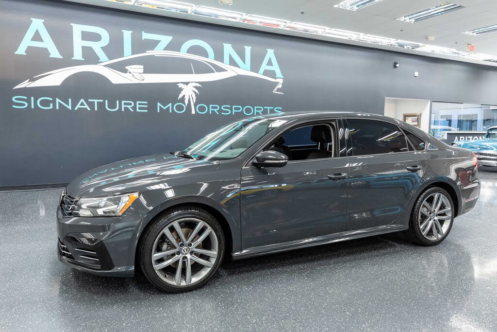 2018 Volkswagen Passat 2.0T R-Line FWD