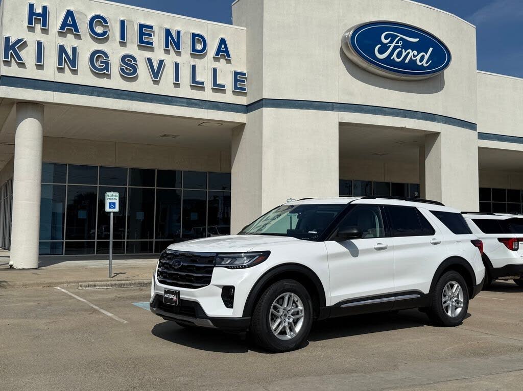 2025 Ford Explorer Active RWD