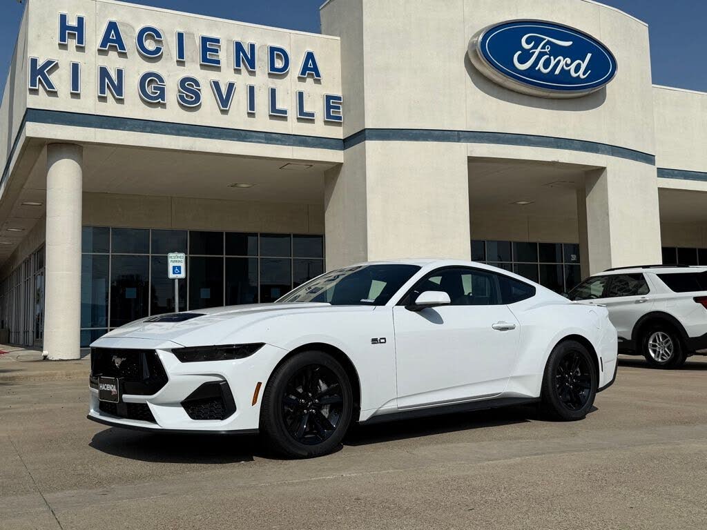 2025 Ford Mustang GT Fastback RWD