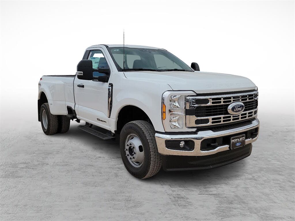 2026 Ford F-350 Super Duty XLT Regular Cab LB DRW 4WD
