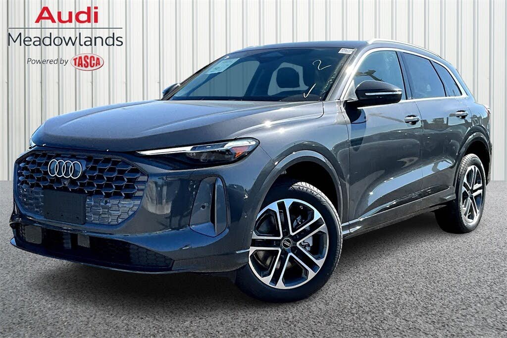 2025 Audi Q5 quattro Premium Plus 40 TFSI