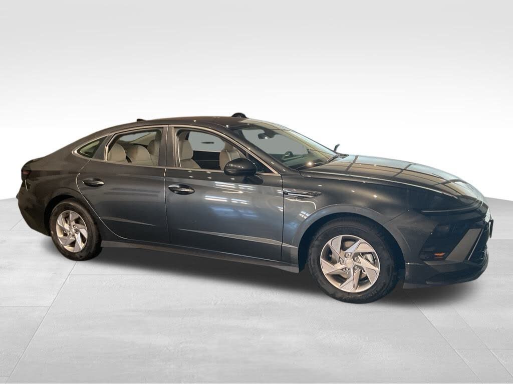 2026 Hyundai Sonata SE FWD