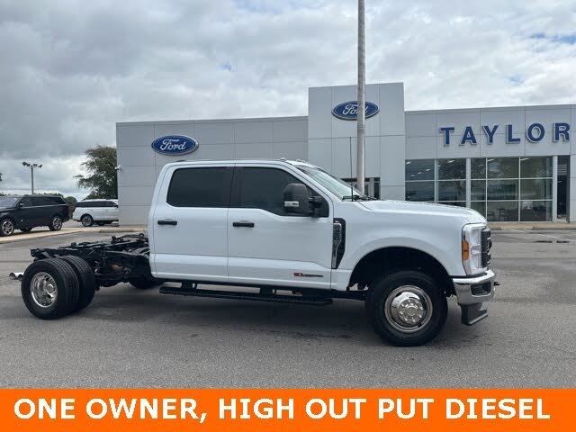 2023 Ford F-350 Super Duty XL Crew Cab LB DRW 4WD
