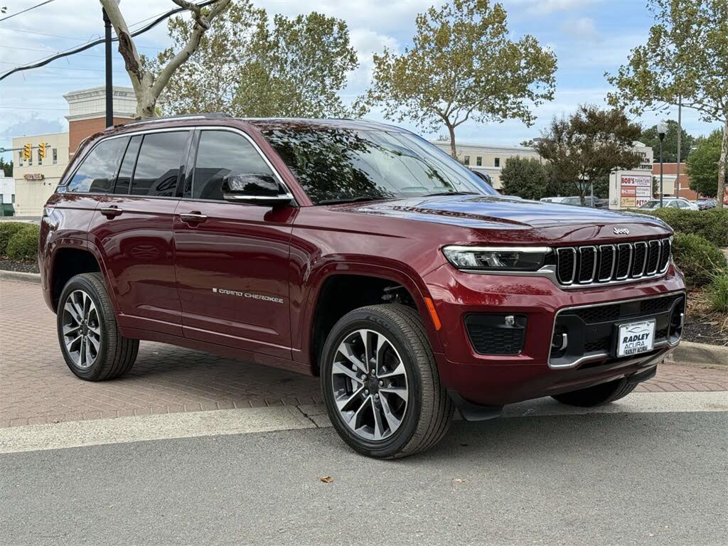 2022 Jeep Grand Cherokee Overland 4WD