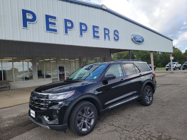 2025 Ford Explorer Active AWD