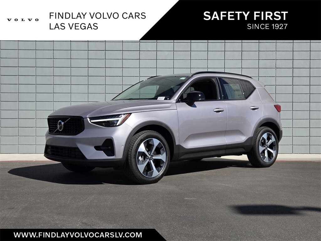 2026 Volvo XC40 B4 Plus FWD