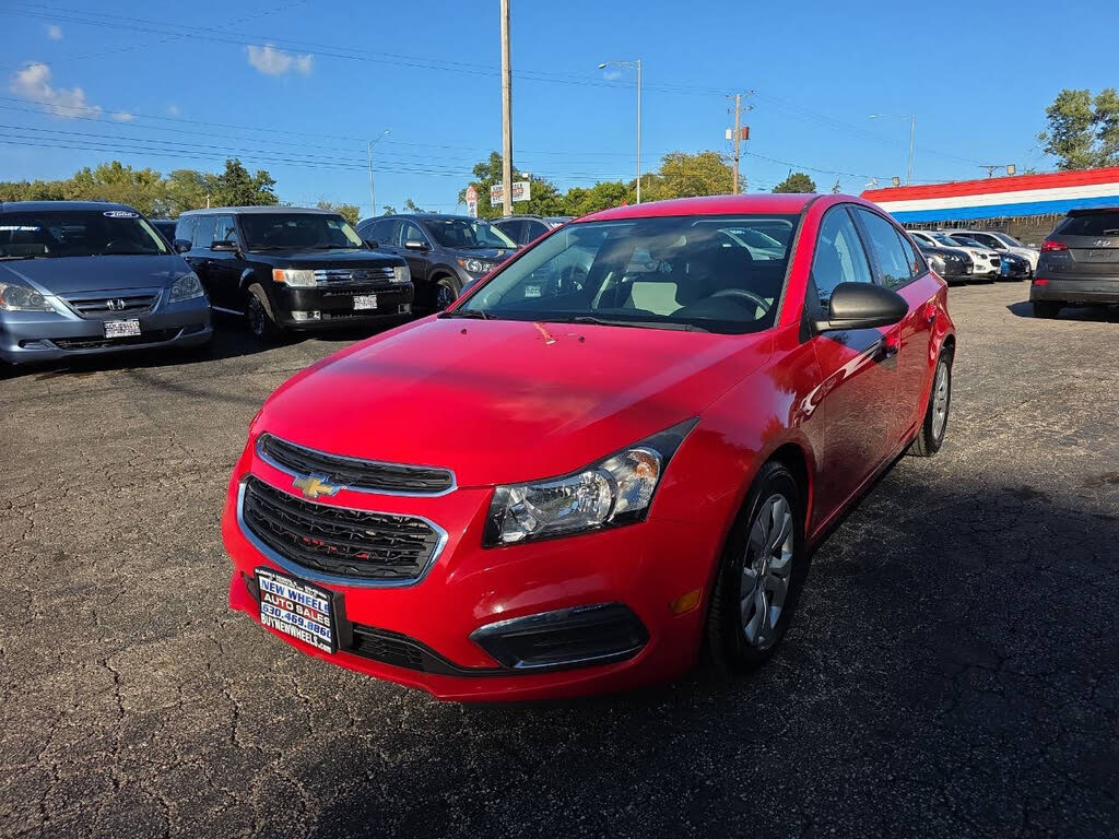 2015 Chevrolet Cruze LS Sedan FWD