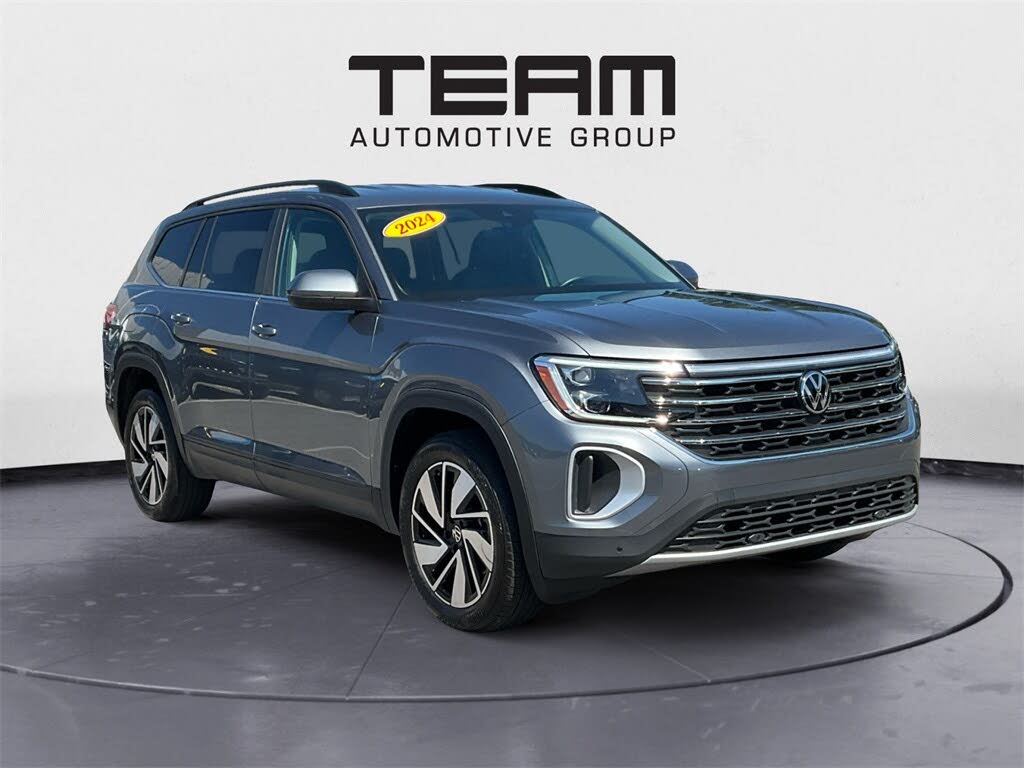 2024 Volkswagen Atlas SE FWD with Technology
