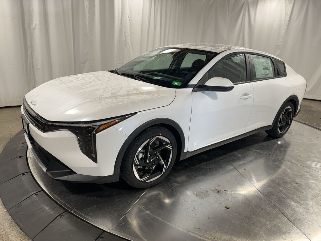 2025 Kia K4 EX FWD