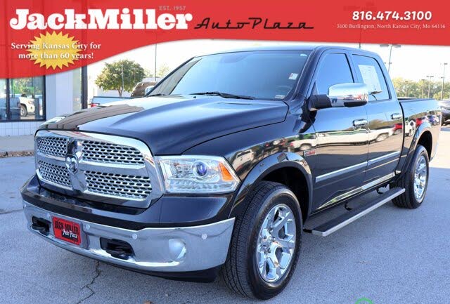 2018 RAM 1500 Laramie Crew Cab 4WD