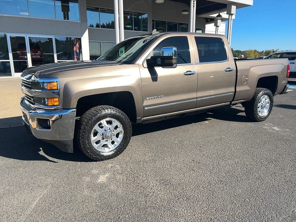 2015 Chevrolet Silverado 2500HD LTZ Crew Cab 4WD