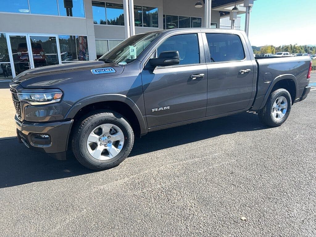 2025 RAM 1500 Big Horn Crew Cab 4WD