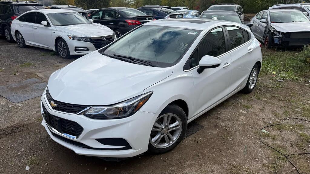 2017 Chevrolet Cruze LT Hatchback FWD