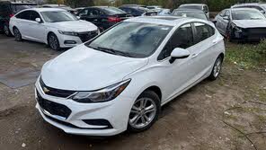 Chevrolet Cruze LT Hatchback FWD