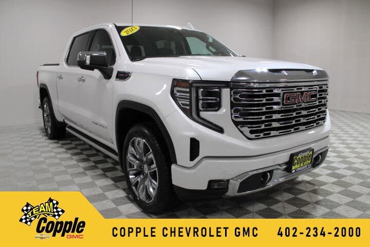 2023 GMC Sierra 1500 Denali Crew Cab 4WD