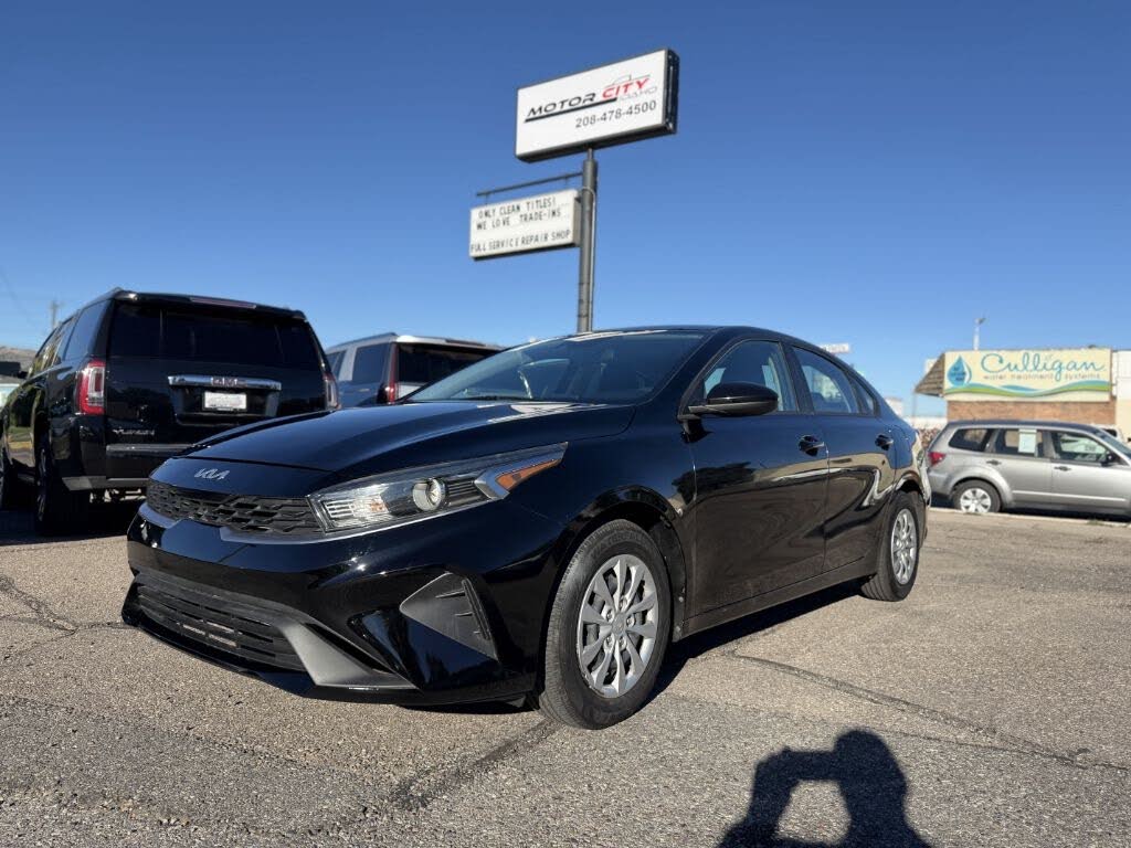 2023 Kia Forte LX FWD