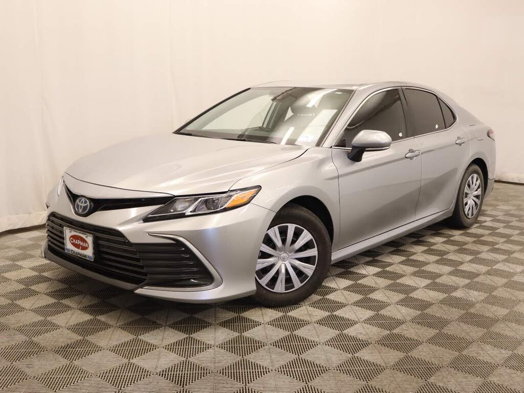 2024 Toyota Camry Hybrid LE FWD