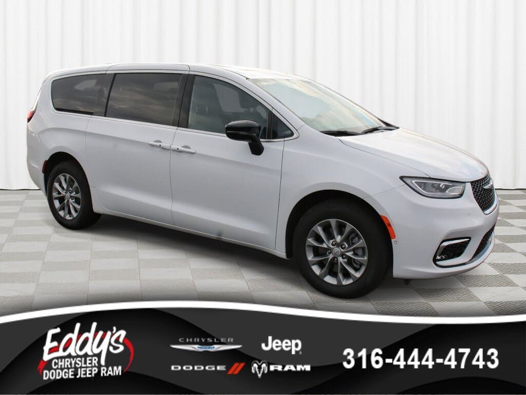 2026 Chrysler Pacifica Select AWD
