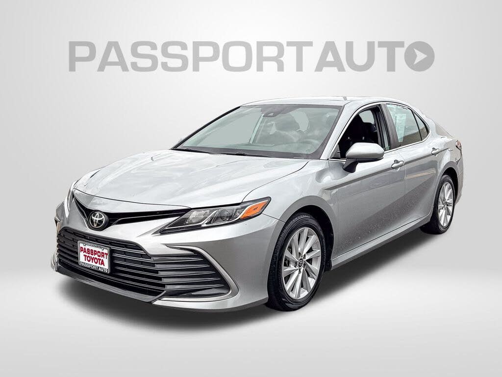2023 Toyota Camry LE FWD