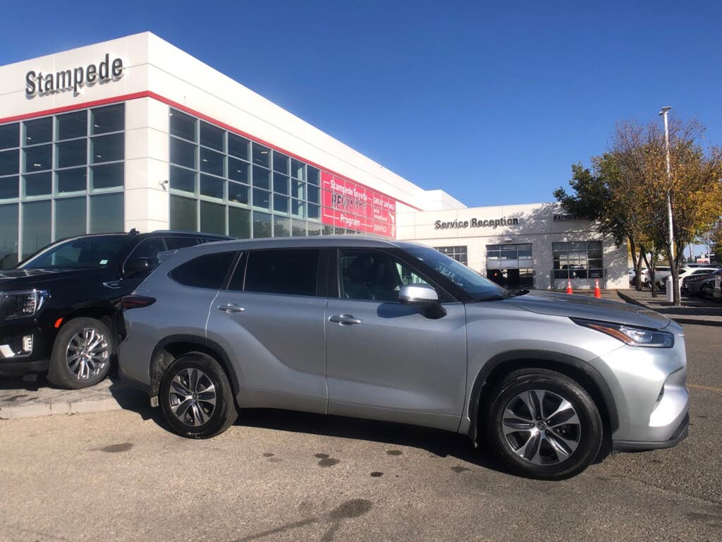 2024 Toyota Highlander XLE AWD