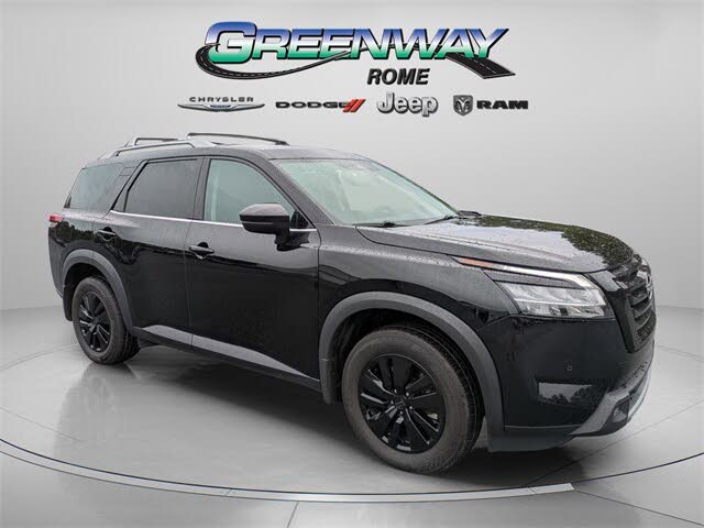 2022 Nissan Pathfinder SL 4WD