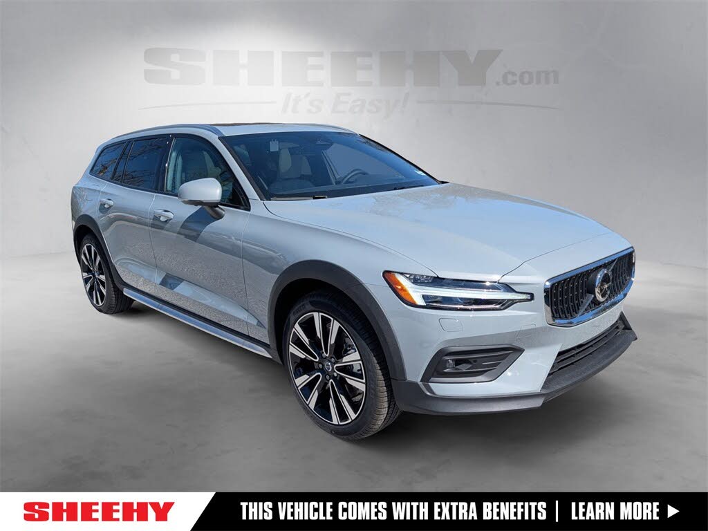 2025 Volvo V60 Cross Country B5 Ultra AWD